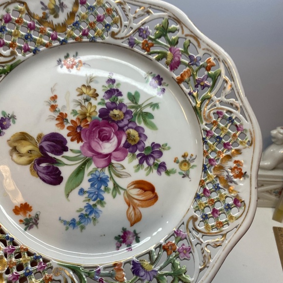 EARLY 1932-44 SCHUMANN BAVARIA CHATEAU DRESDEN ROYAL DRESNER ART SALAD PLATES - Picture 6 of 12